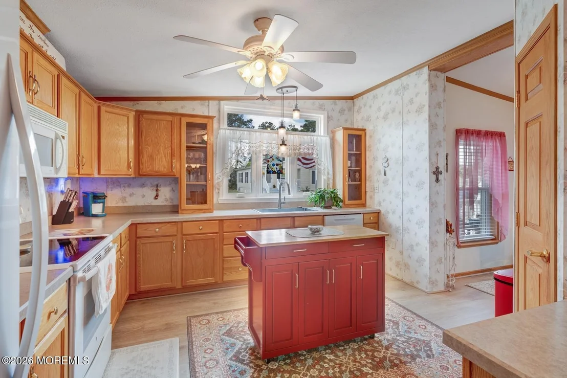 Photo of 902 Oak Ridge Terrace