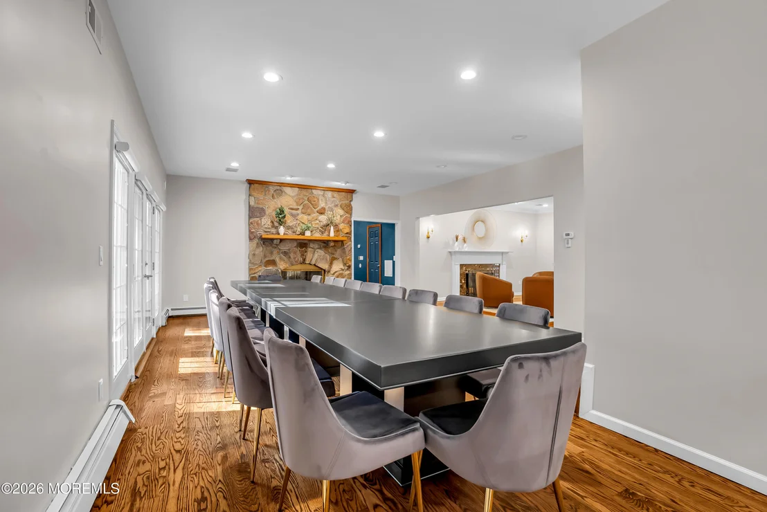 Photo of 49 Grand Boulevard