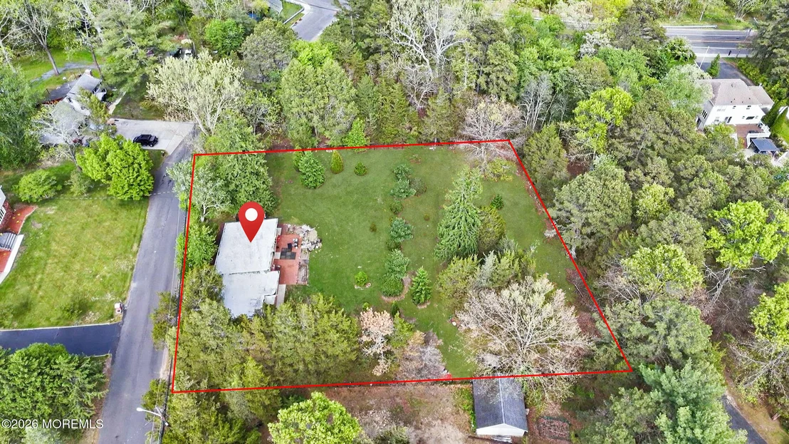 Photo of 563 Reed Road