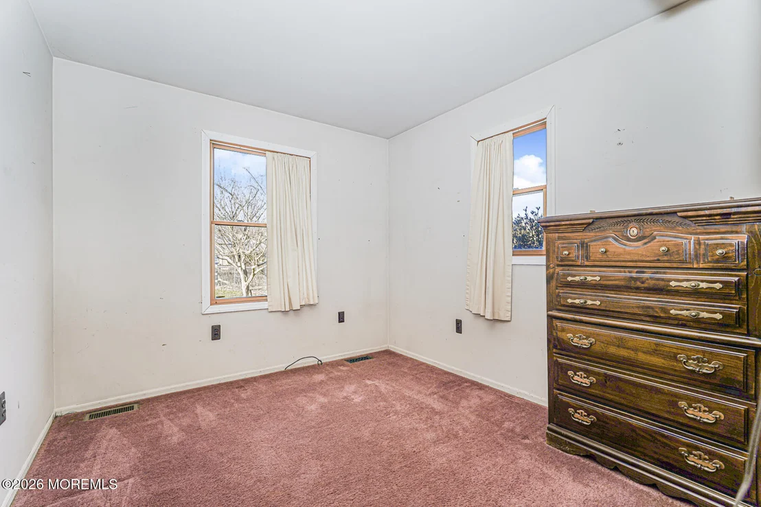 Photo of 66 Cedar Swamp Road