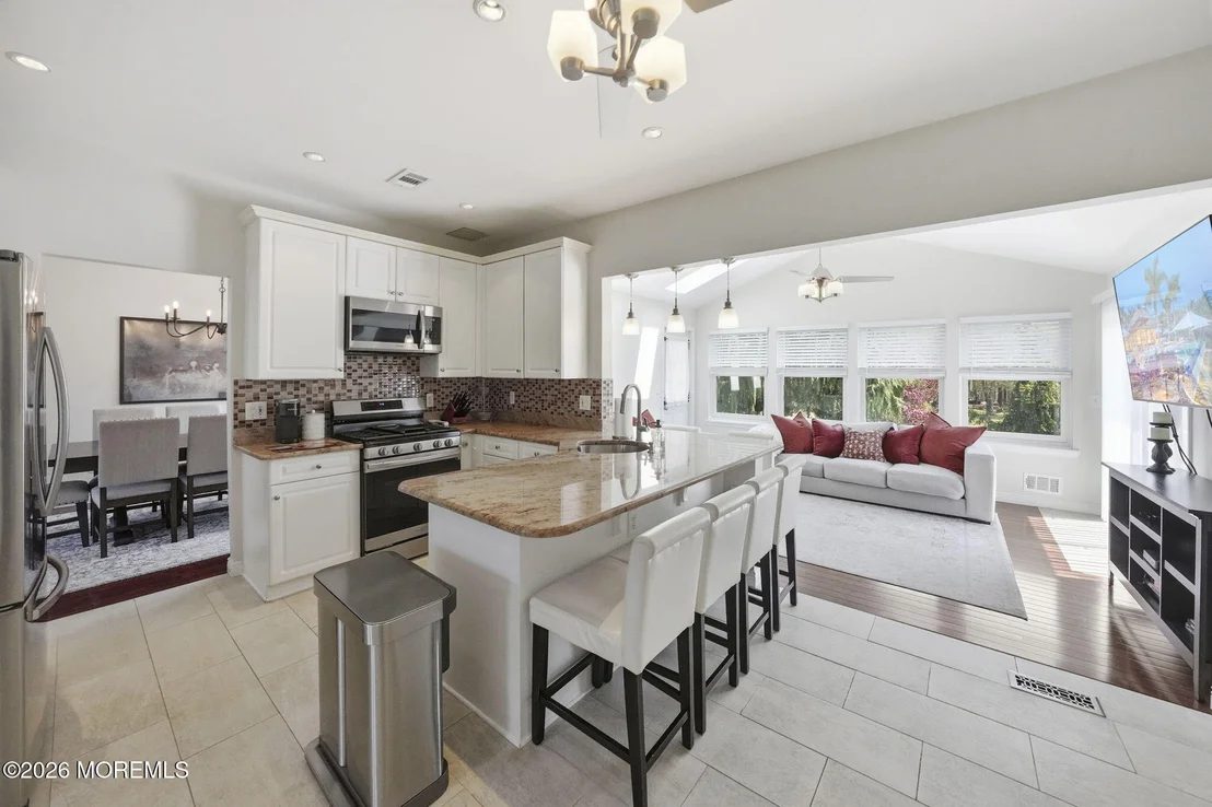 Photo of 295 Frank Applegate Road