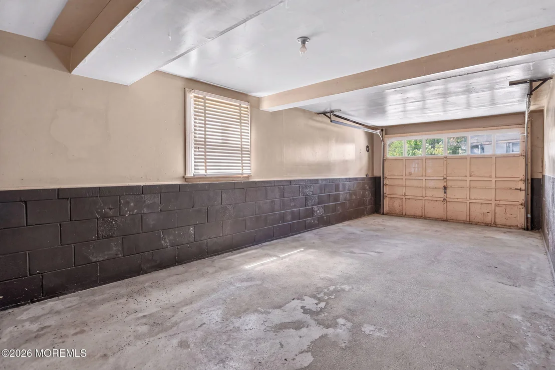 Photo of 110 Iris Drive