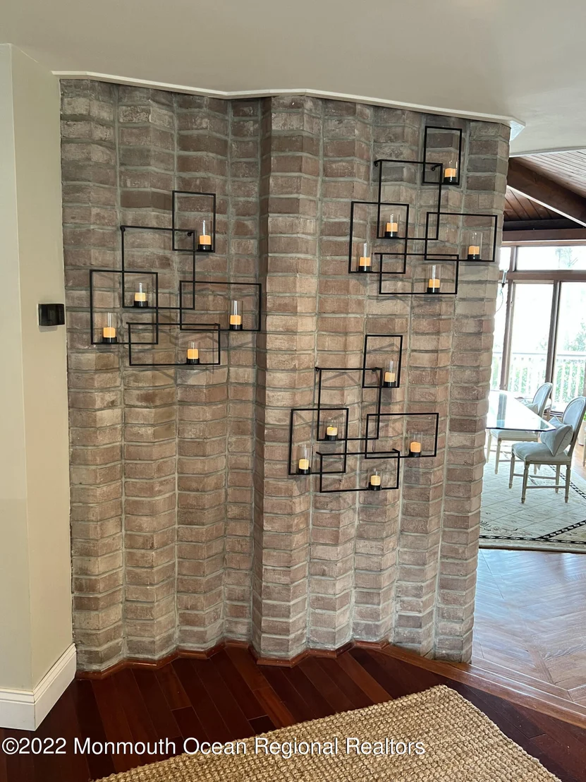 Photo of 2409 Riverside Terrace