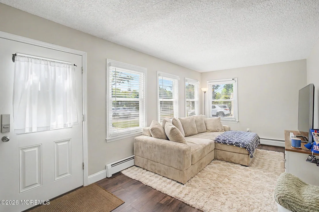 Photo of 710 Western Lane