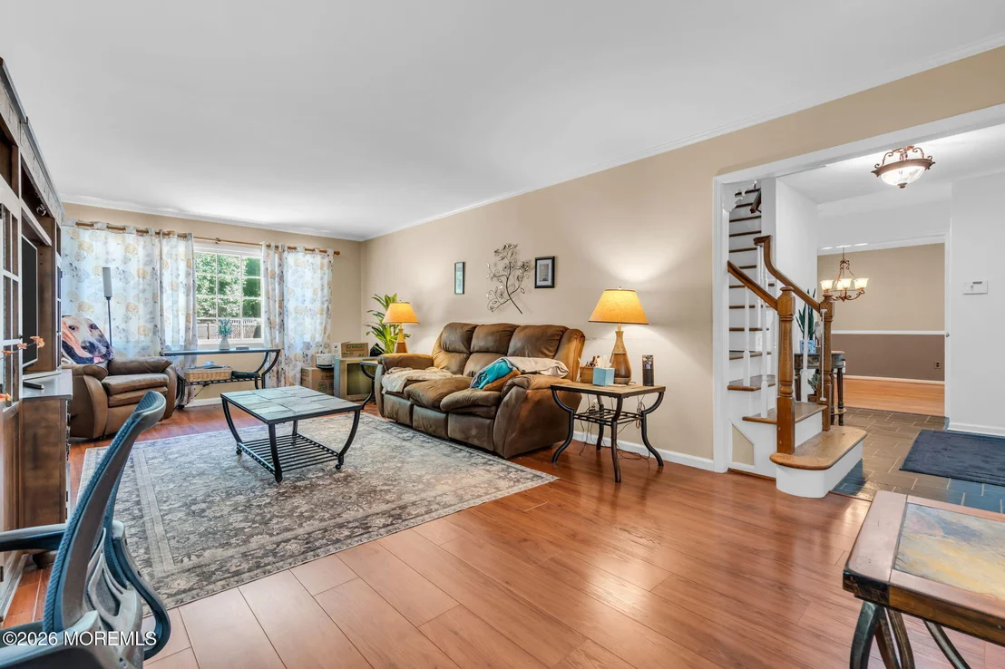 Photo of 2 Lakeland Drive