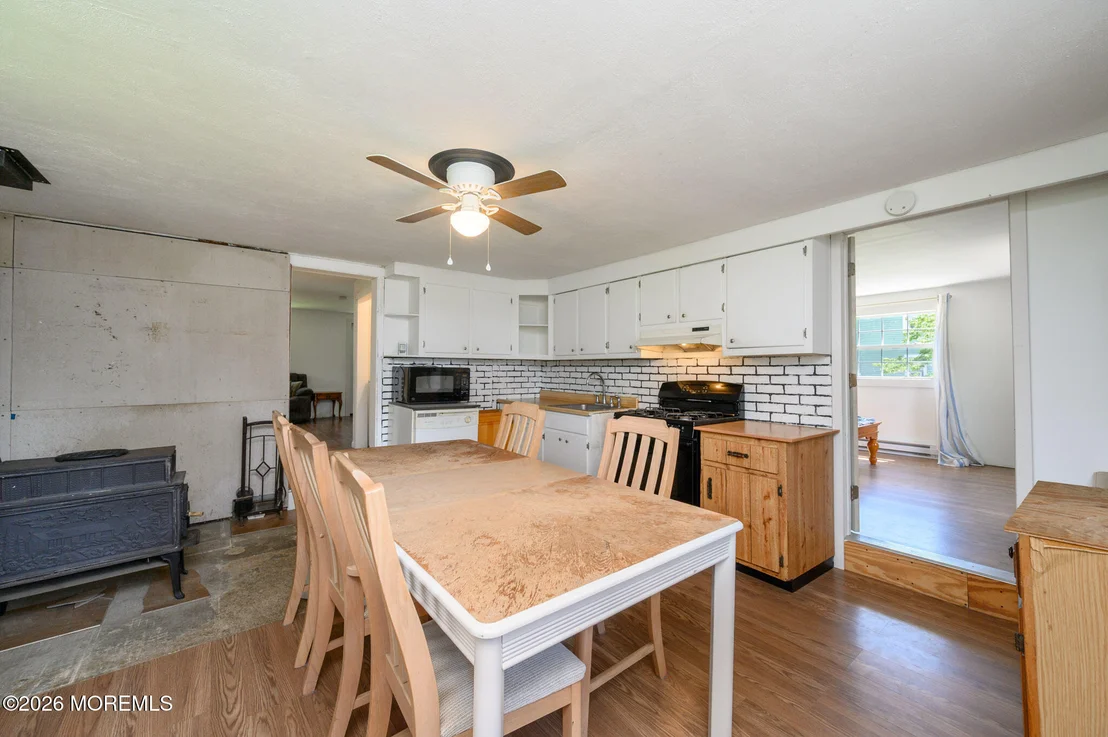 Photo of 93 N Maple Avenue