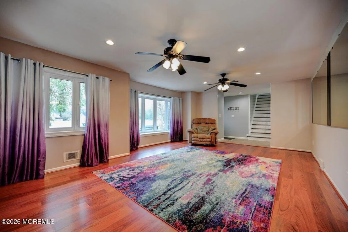 Photo of 6 Meadowbrook Drive