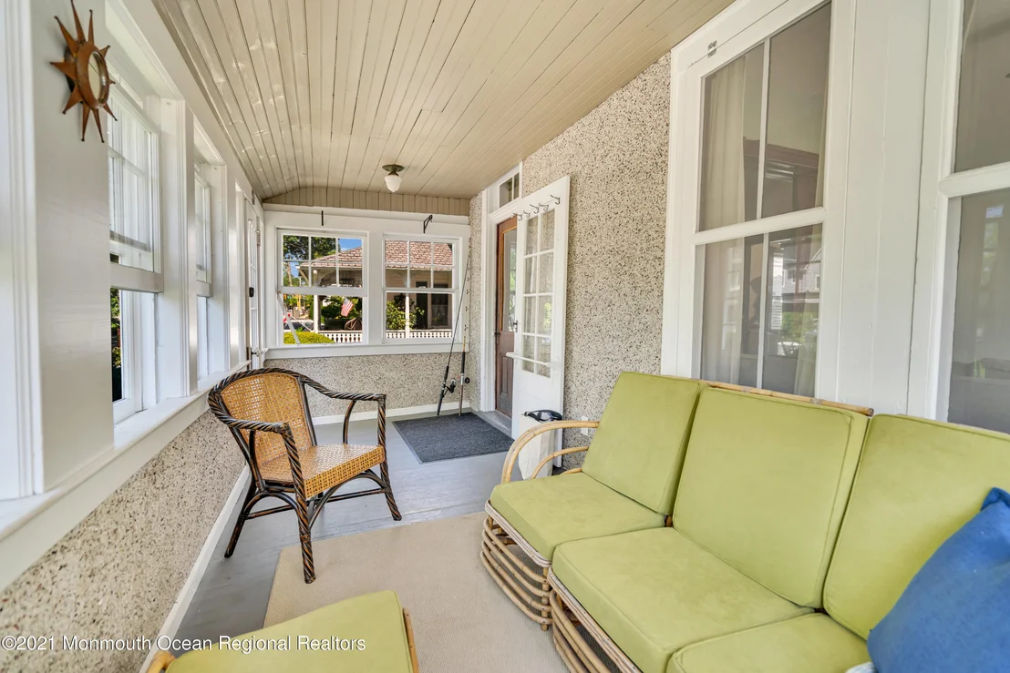 Photo of 32 Marcellus Avenue