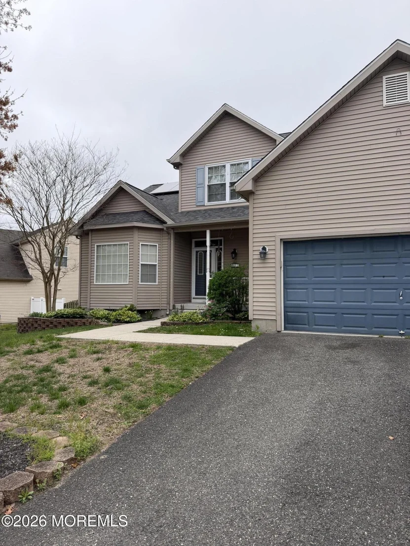 Photo of 45 Stonegate Drive