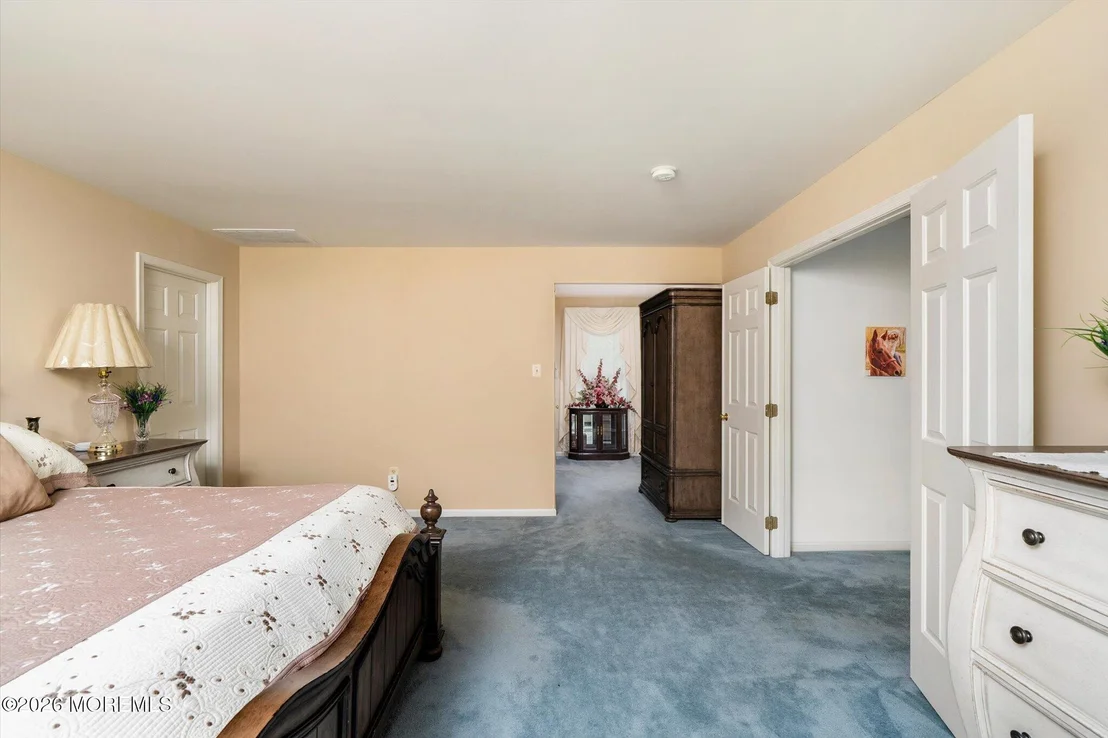 Photo of 4 Pine Tree Drive