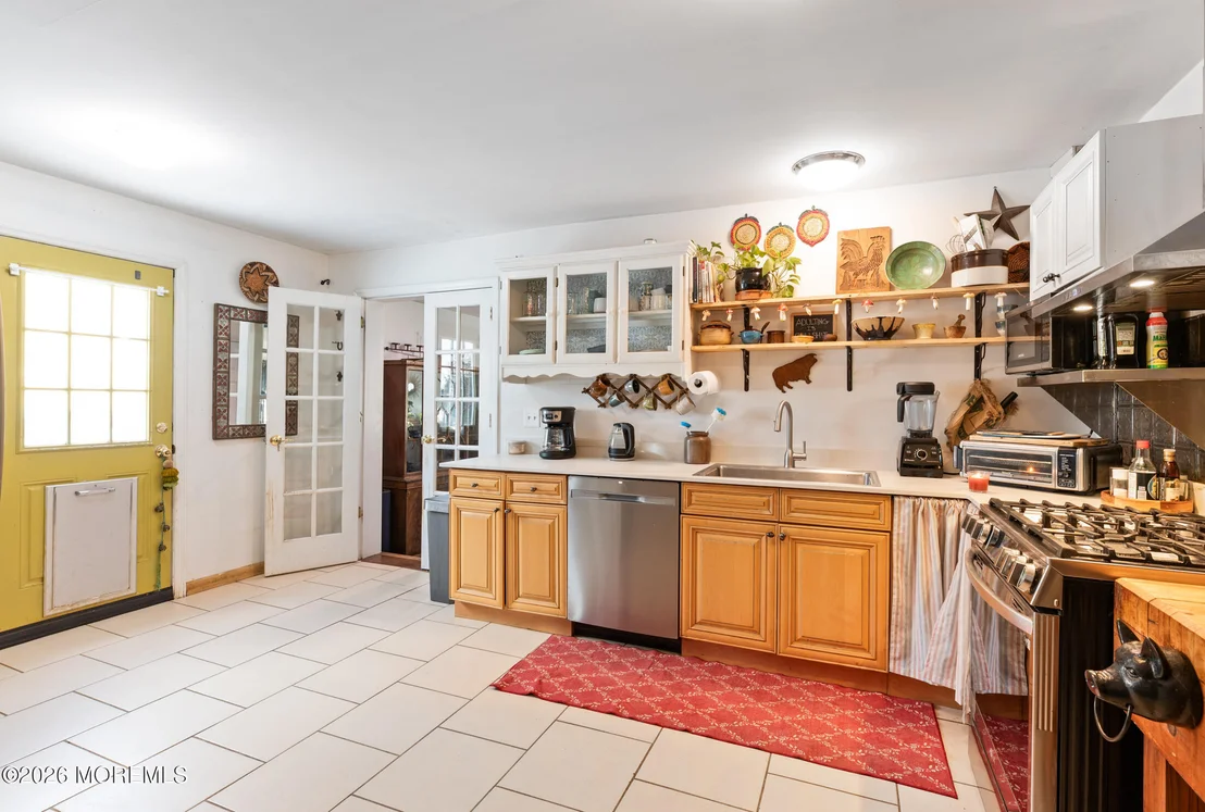 Photo of 12 Thompson Avenue