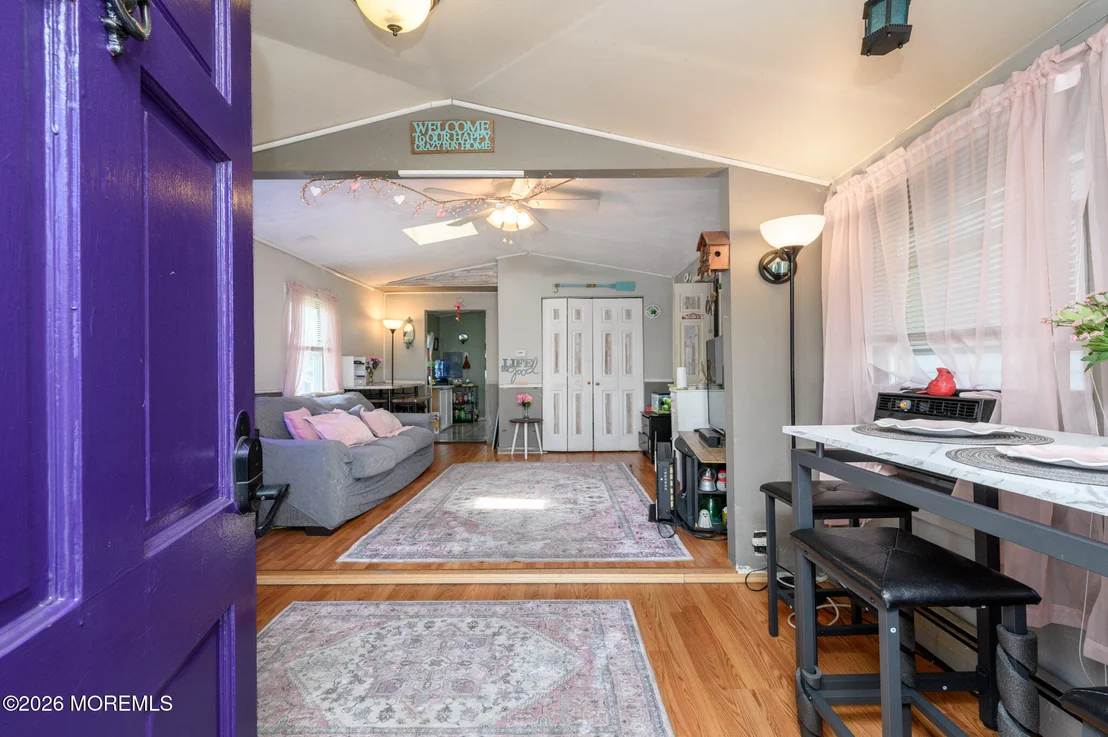 Photo of 904 Central Avenue