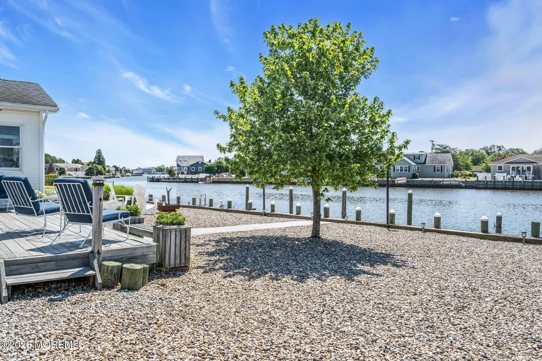 Photo of 39 Parkers Point Boulevard