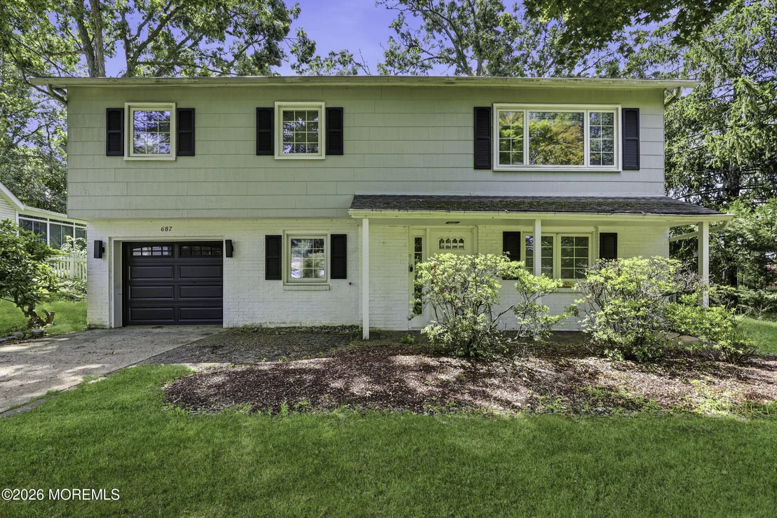 Photo of 687 Northstream Drive