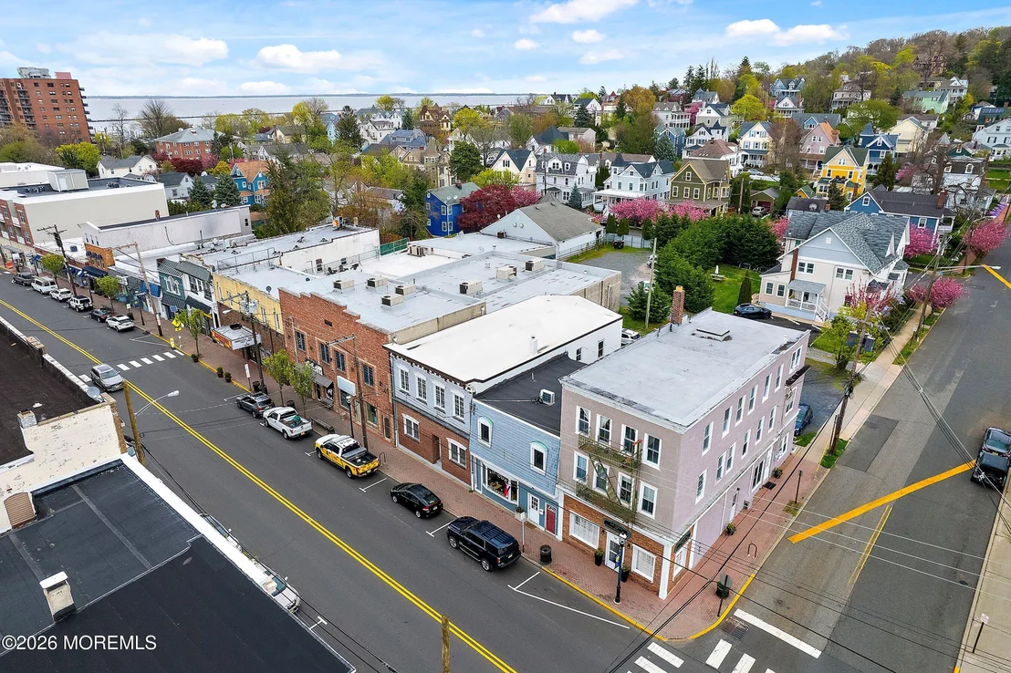 Photo of 4 Oneida Avenue