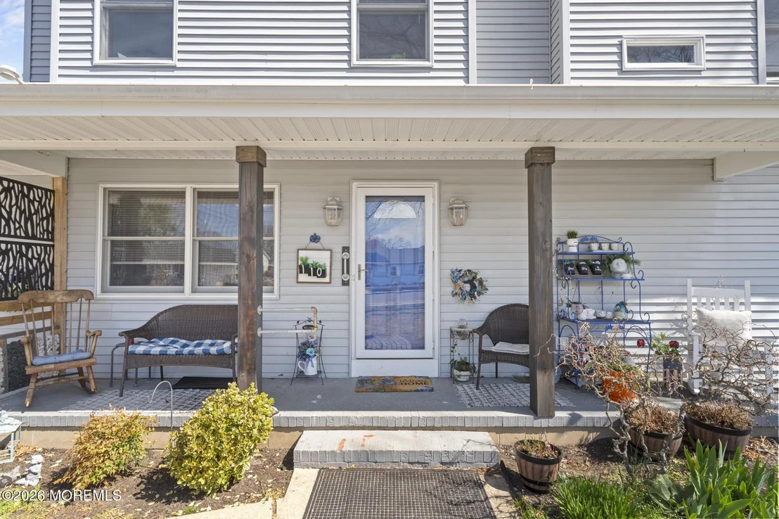 Photo of 110 Pineway Drive