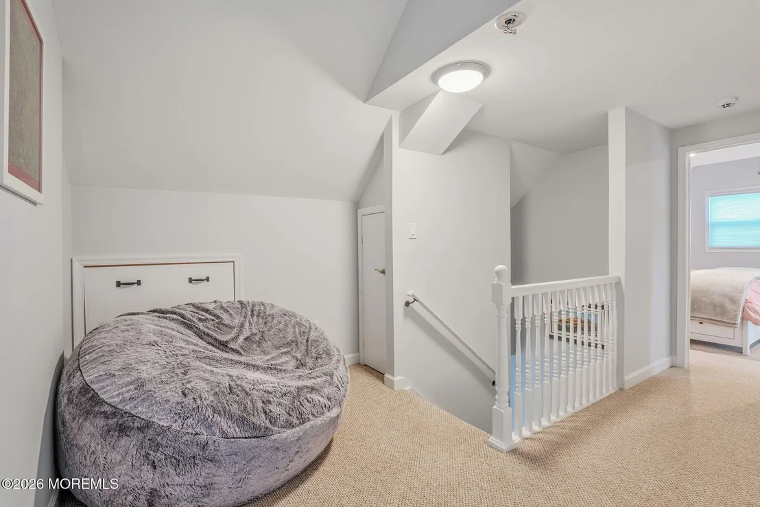 Photo of 933 Montauk Drive