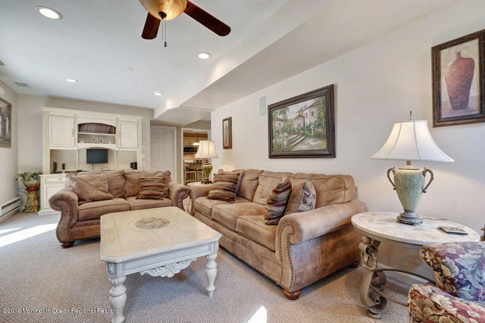 Photo of 1409 Roller Road