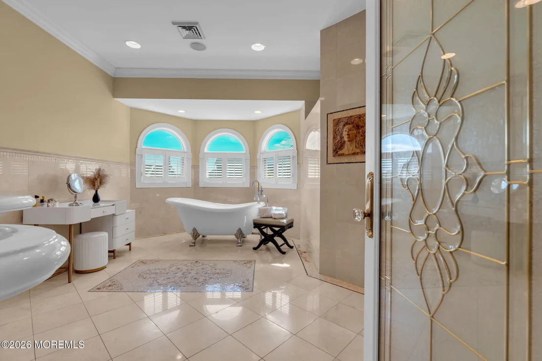 Photo of 342 Aldo Drive