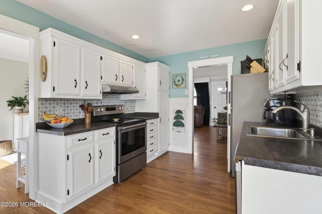 Photo of 105 Cranbury Road