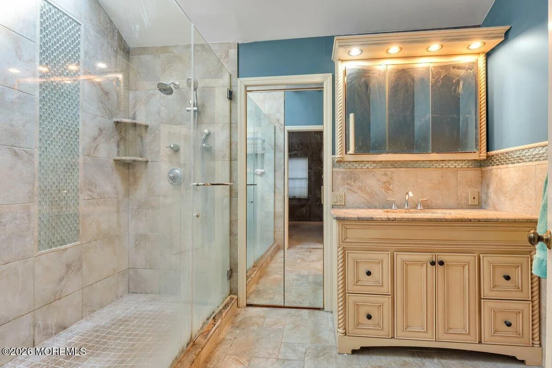 Photo of 48 Ravine Drive