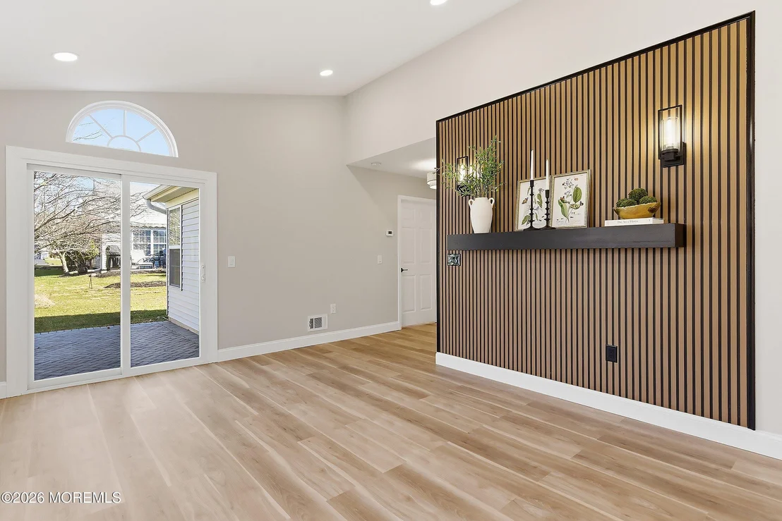 Photo of 3333 Deep River Lane