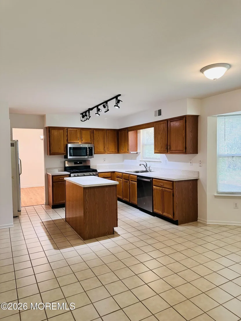 Photo of 974 Ridge Road
