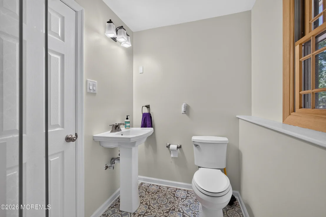 Photo of 6 Fieldstone Lane