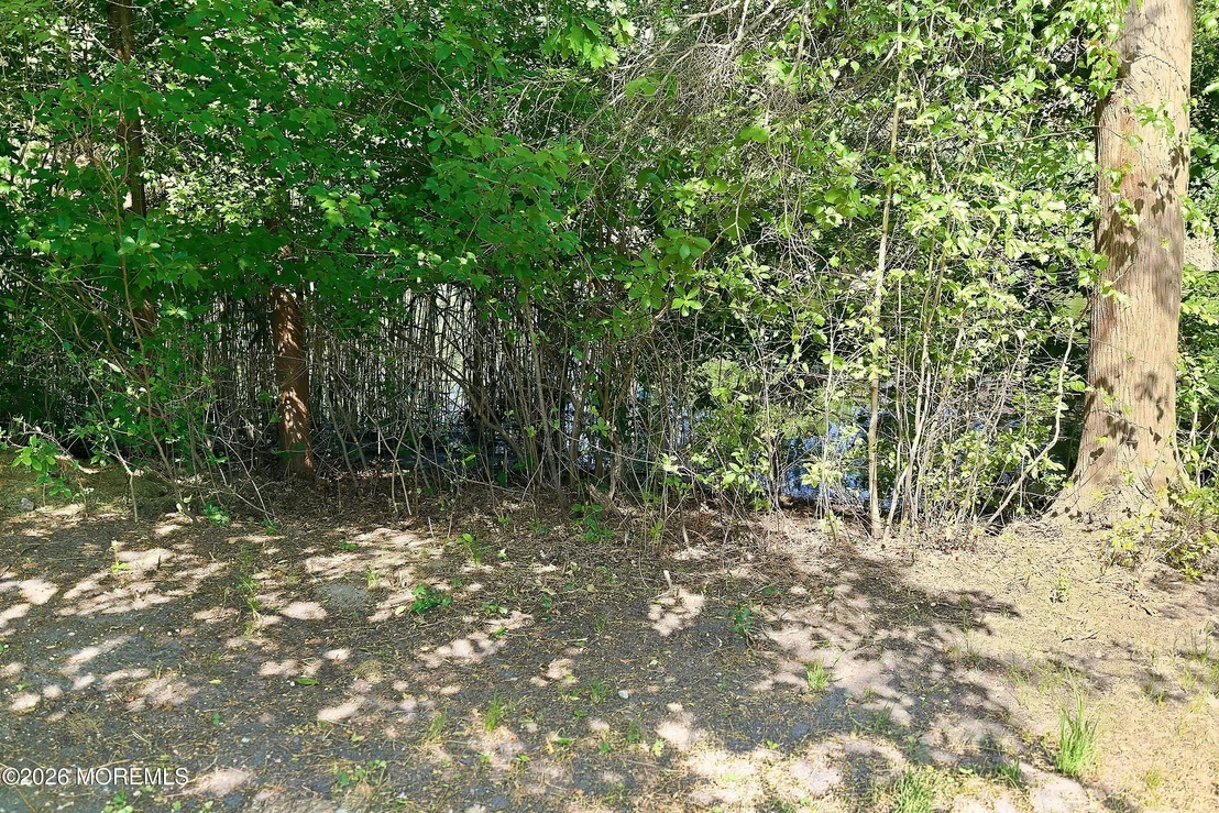 Photo of 1346 Lee Way