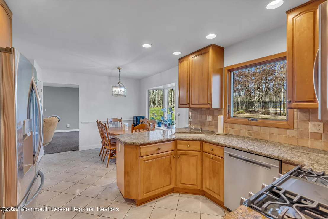 Photo of 7 Algonquin Drive