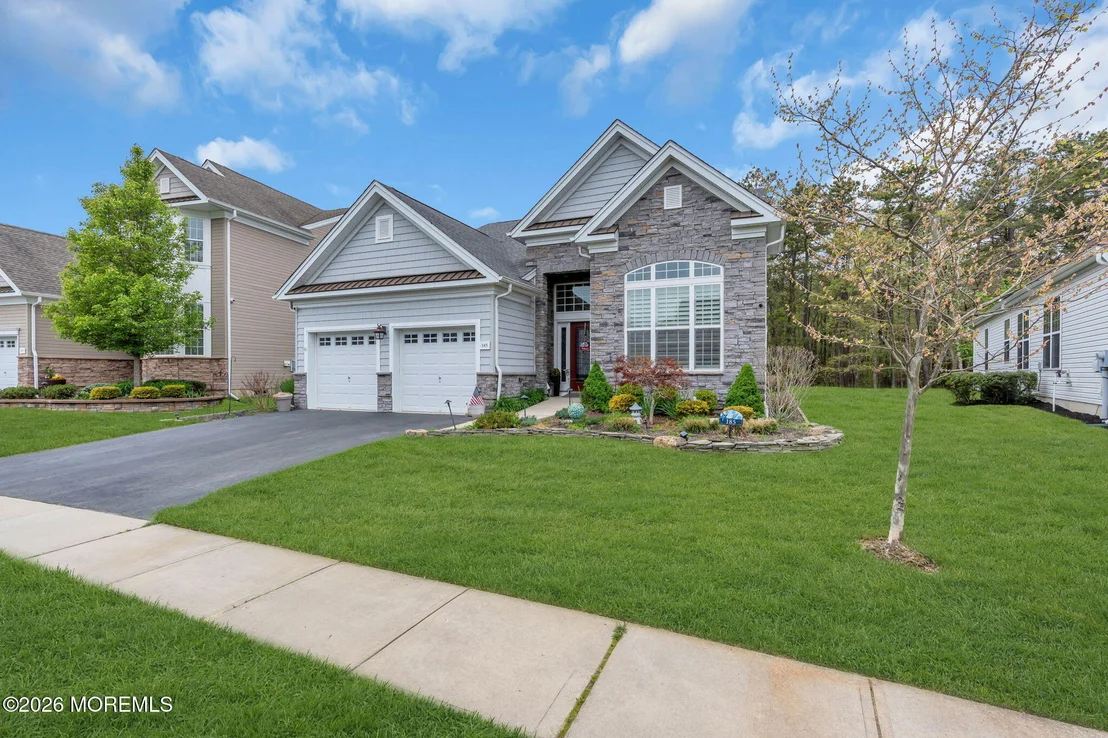 Photo of 185 Arborridge Drive