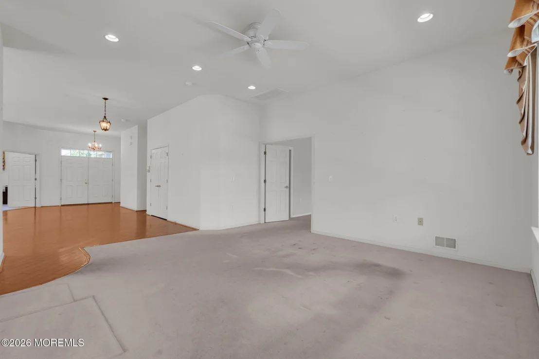 Photo of 39 Baltusrol Drive