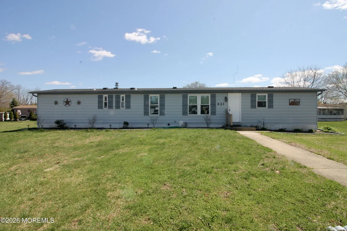 Photo of 623 Sara Drive
