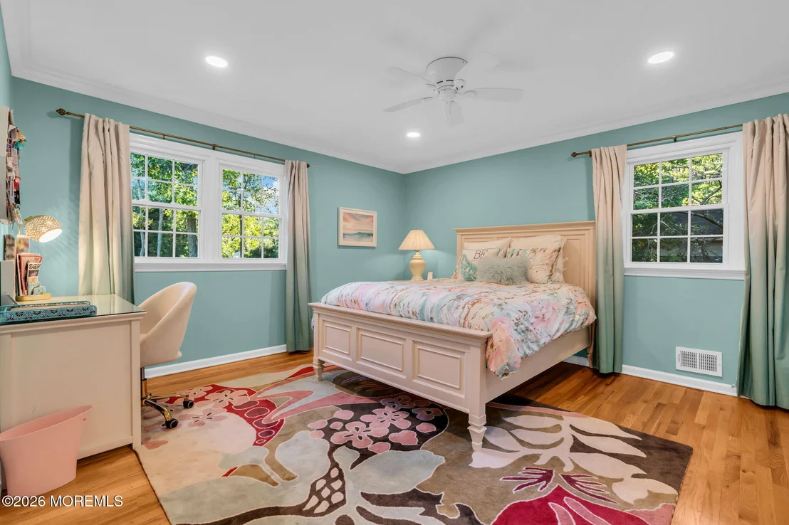 Photo of 17 Horicon Drive