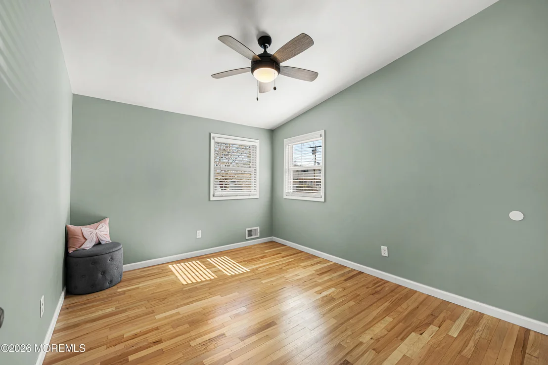 Photo of 27 Lafayette Drive