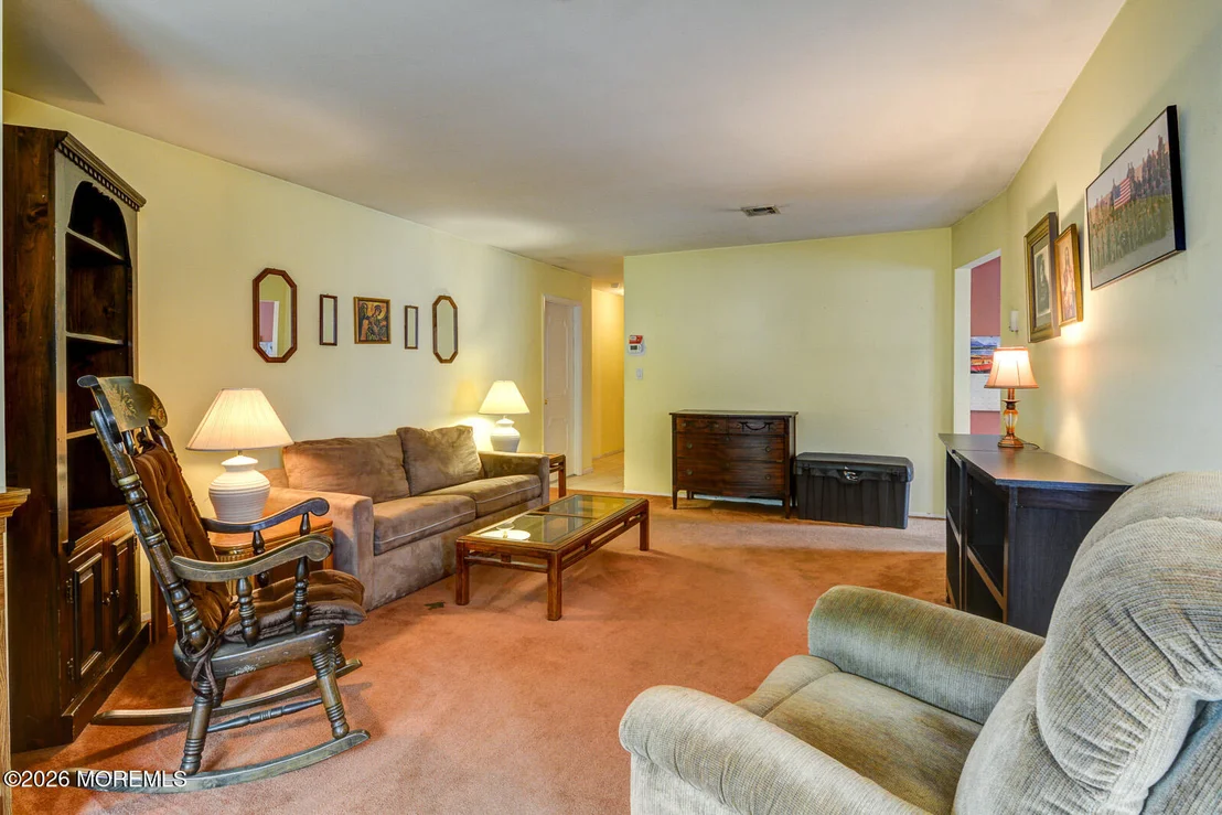 Photo of 71 Meadowbrook Road
