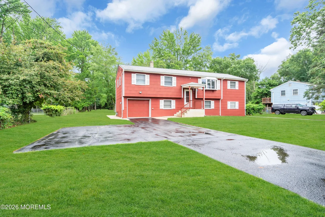 Photo of 99 Cedar Swamp Road