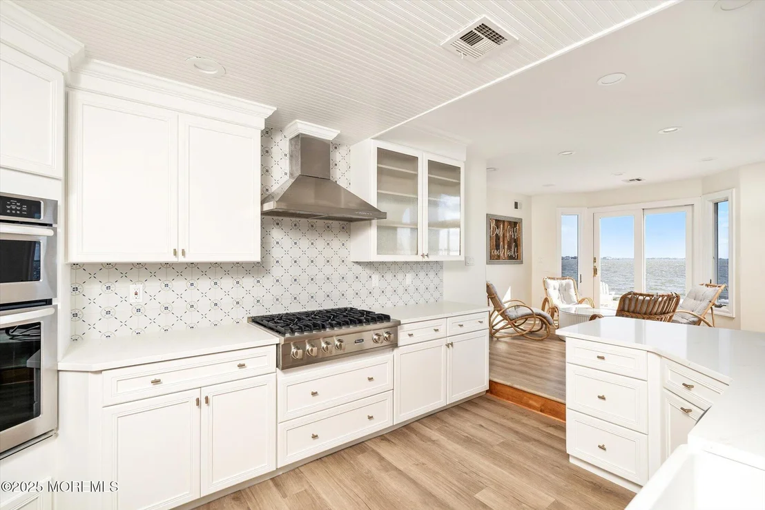 Photo of 673 Bayview Drive