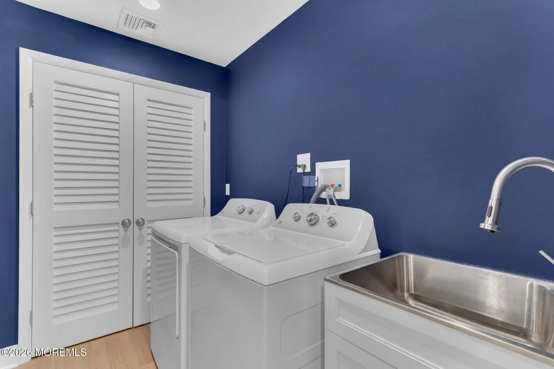 Photo of 304 Parkway