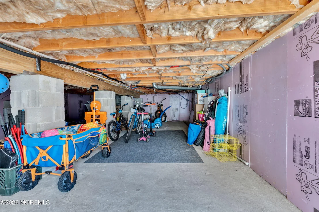 Photo of 115 W Tide Way