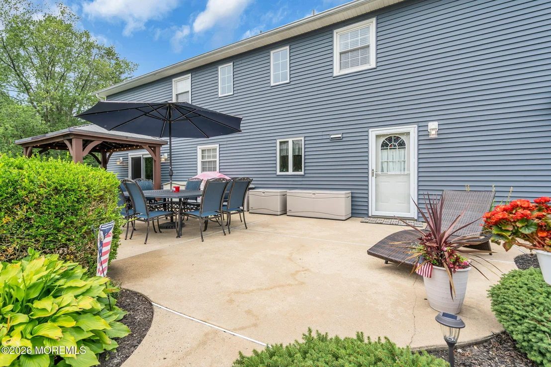 Photo of 1 Meadowbrook Drive