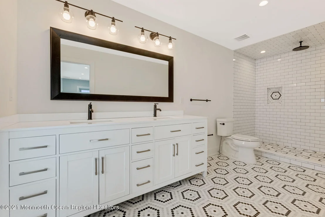 Photo of 114 Shore Drive