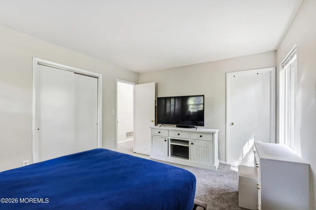 Photo of 225 Cassville Road