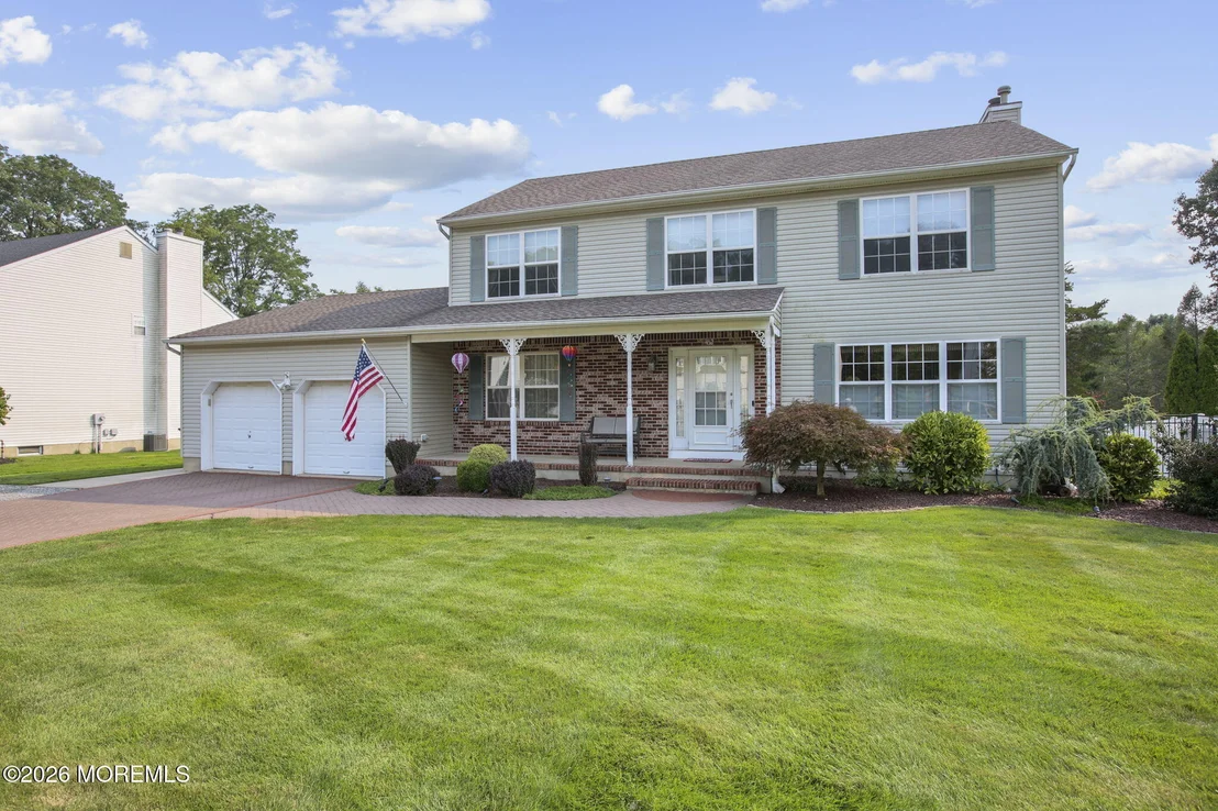 Photo of 452 Meadowood Road