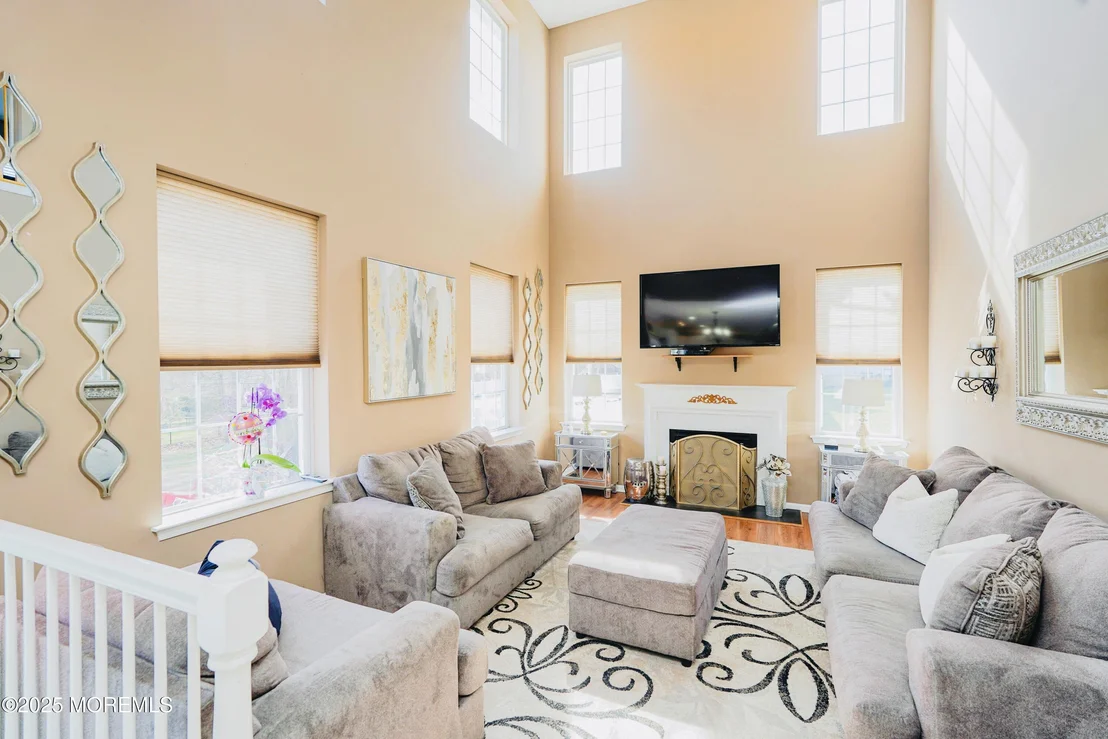 Photo of 19 Summerhill Avenue