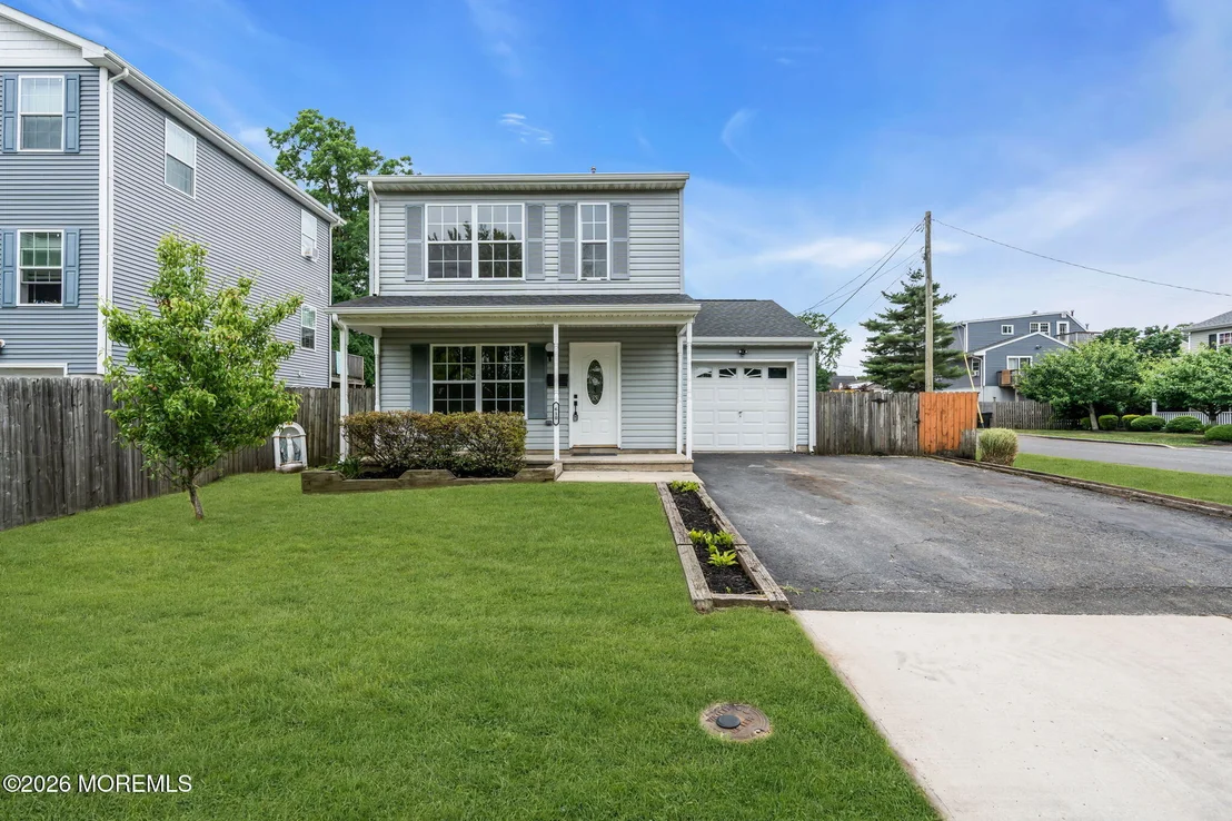 Photo of 610 Bayview Avenue
