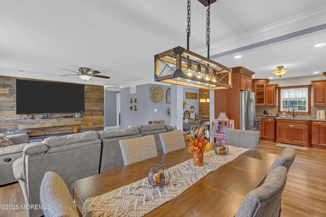Photo of 16 Bock Boulevard