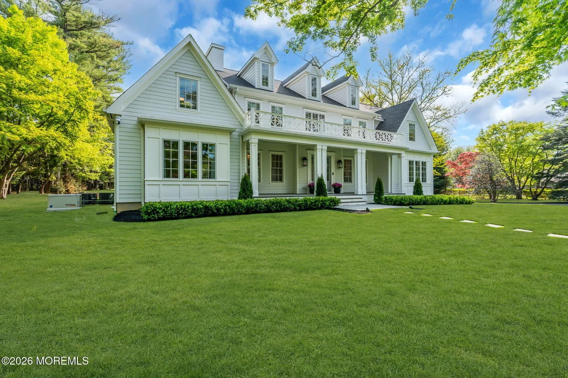 Photo of 13 Buttonwood Lane