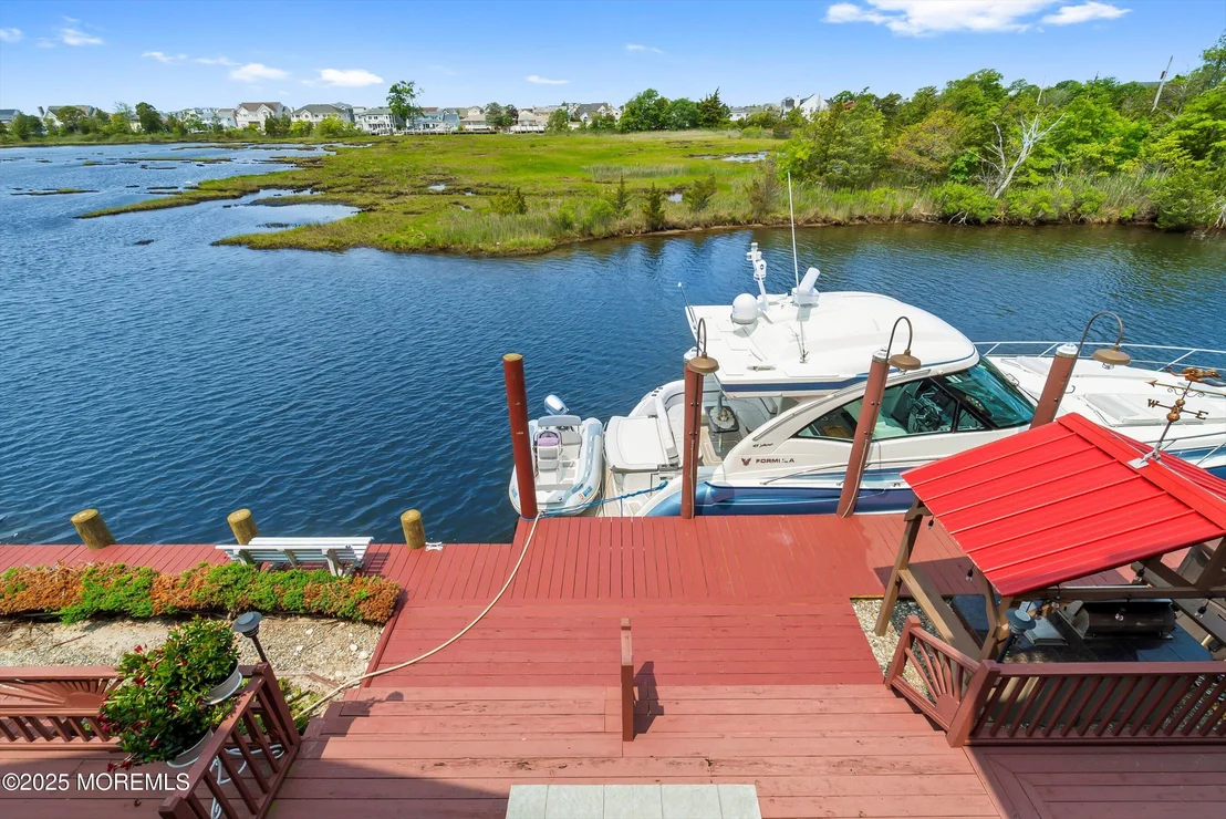 Photo of 54 Cedar Island Drive