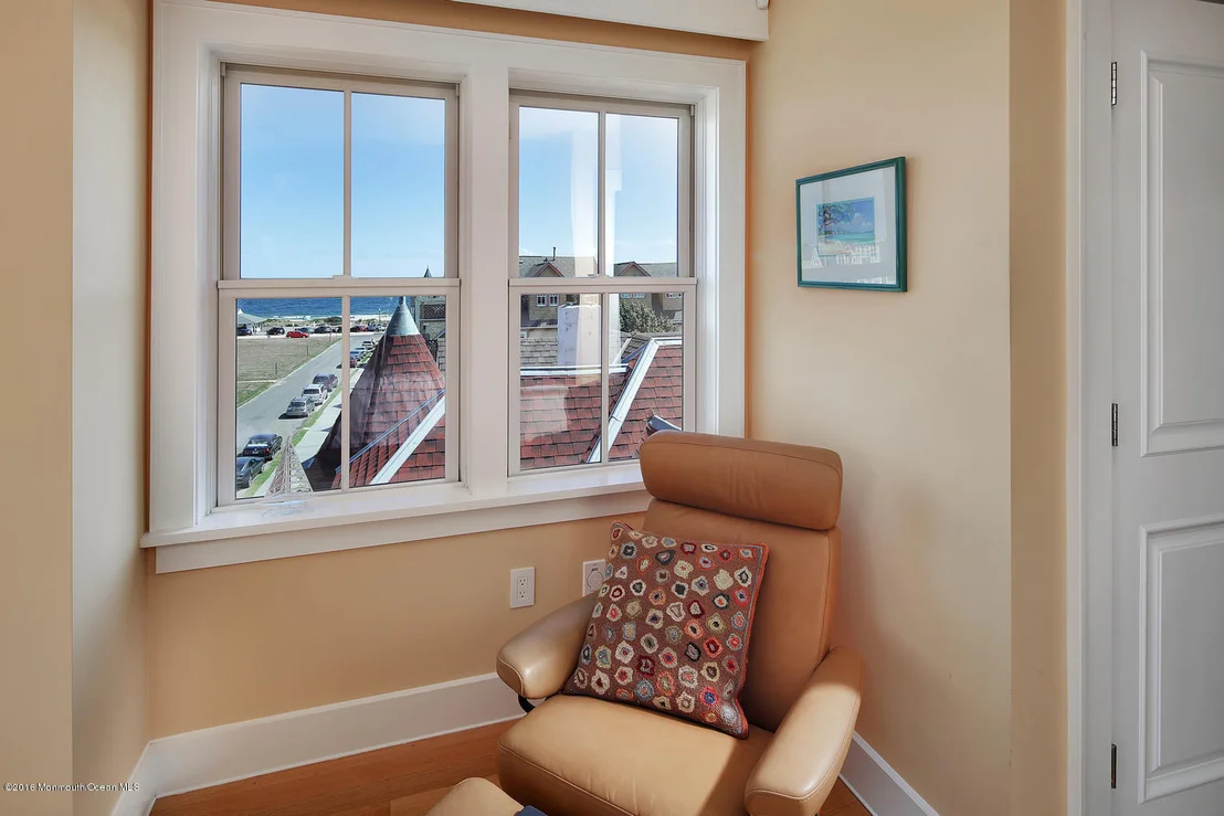 Photo of Unit 3F at 30 Ocean Pathway